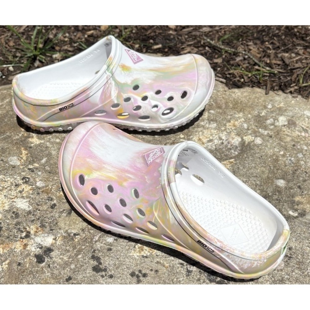 NIB Women's Muckster Lite Clogs Size 5M $60 MSRP